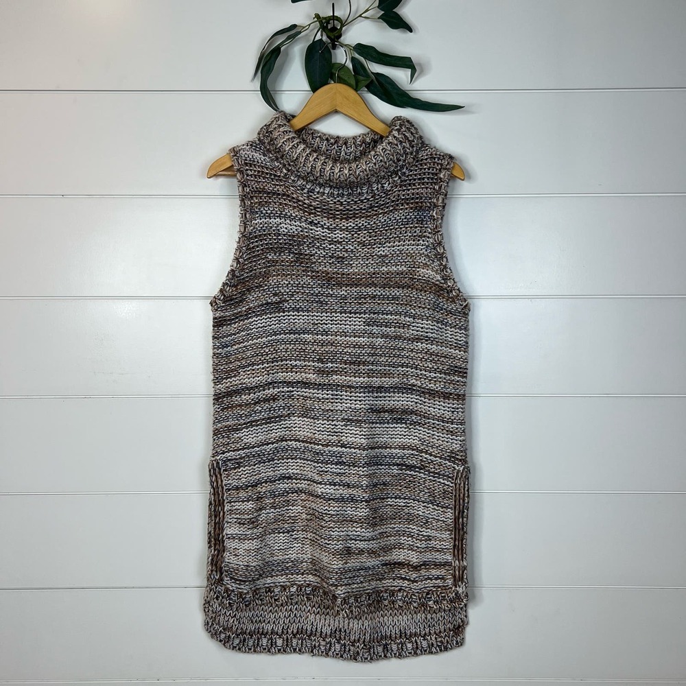 Cliche Beige Turtleneck Sleeveless Sweater Tunis - Size Large